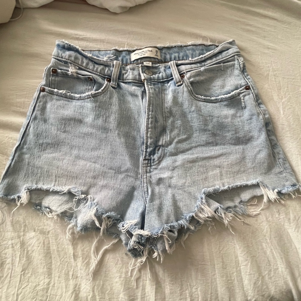 Abercrombie & Fitch Frayed Hem Jean Shorts - Light Blue